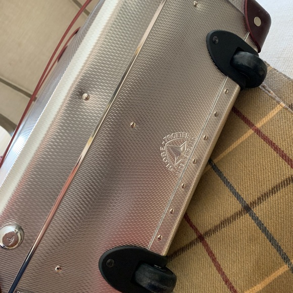 Lightly used Globetrotter x Ekocycle - Picture 13 of 16